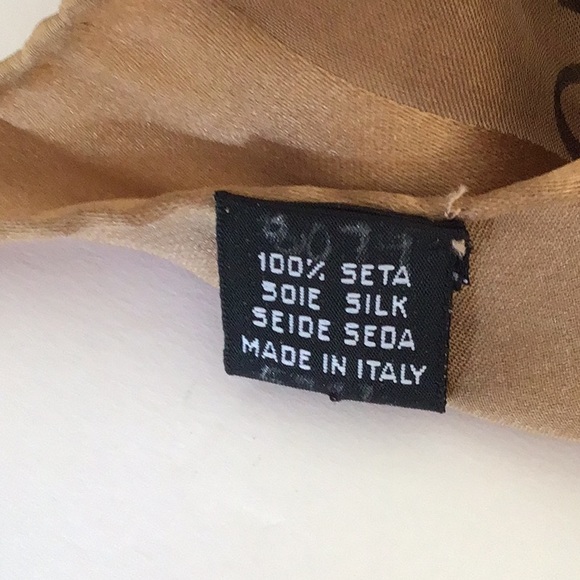 VALENTINO SILK SCARF - Picture 7 of 13